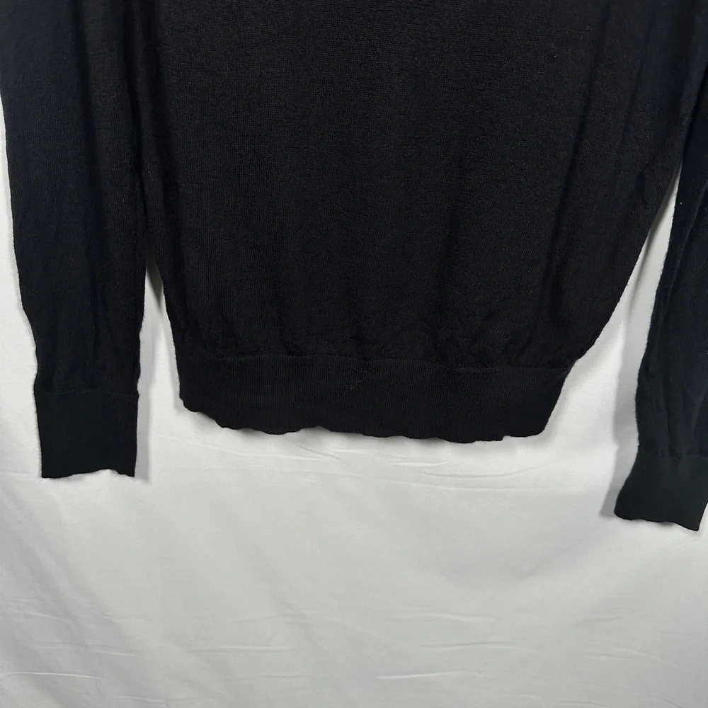 Banana Republic Men's Classic Black Crewneck Sweater Small